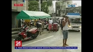 Mga pampasaherong jeep at delivery van na ilegal umanong nakaparada sa kalsada, hinatak ng MMDA