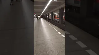 Praha H.L nádraží trasa metra C linka