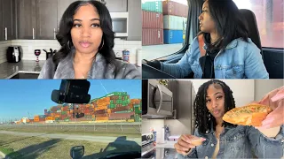 Trucking | Lifestyle Vlog: Shopping, New Hair, Superbowl Talk, Houston Food Trucks...