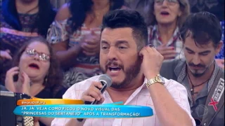 Chitãozinho e Xororó e Bruno e Marrone cantam Evidências no programa