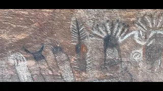 Old Ruin - Amazing Petroglyphs - Canyon in Sedona