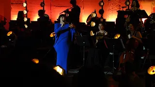 Mireille Mathieu en concert à Lacoste 26 juillet 2019        " Ma mélodie d'amour  "