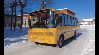 Безопасные и комфортные. Три новых школьных автобуса появились в Нягани