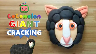 GIANT cocomelon baa baa black sheep clay cracking 거대 코코멜론 검은 양 점토 부수기