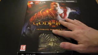 Unboxing God of War III - Ultimate Trilogy Edition