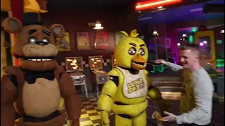 FNaF Movie Vlog All Hug