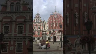 Cello music in Ratslaukums Plaza, Riga, Latvia, August 8, 2022