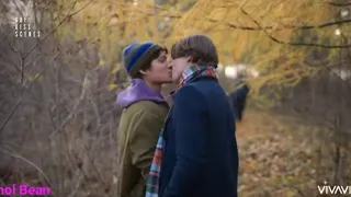 This Wilmon kiss in episode 5 of Young Royals was IMPROVISED!