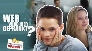 Emilia Schüle & Sonja Gerhardt pranken sich gegenseitig | Verstehen Sie Spaß?