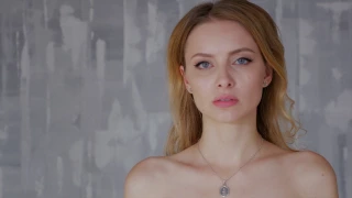 Актриса Ольга Михайлова читает стихи Ахматовой "А ты думал..."