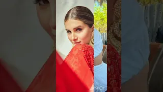 Tara Sutaria 🥰 is so cute 💕 and beautiful 💞 actress 😍 #shorts #youtubeshorts #tarasutaria 🥰 #love 💕