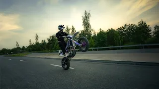 HUSQVARNA FE 450 WHEELIE | 4K MATTHEW TONTTI