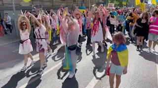 Ukrainian Protesters singing "Stefania", Berlin, May 22, 2022