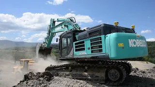 Kobelco SK500LC-11 ME loading ADTs - Part 1