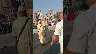 هام جدا المسافة من الحرم الي فندق اراءك غزة،فجر البديع، سيف اليمني ،فندق الجنادرية،مسجد الجن ،اعجاب