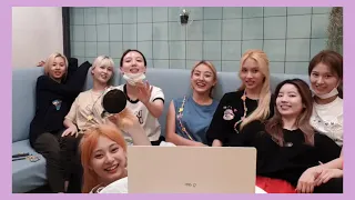 Twice VLive | World in a dayyy (Eng/Indo/Thai/Viet Sub)