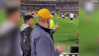 Eddie Jones takes on heckler who called him a traitor