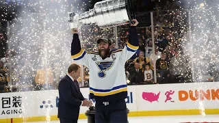 St. Louis Blues raise the Stanley Cup for the first time in franchise history!