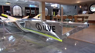 Wrapping an 18ft Skiff in CHROME VINYL!