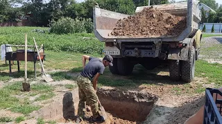 //Коп2//Свині в жару,бетоні поли👍//Директор Стандарт-Агро,привіз ВМД//Копаєм гуртом,вивозим ЗиЛ130//