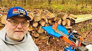 Splitting beautiful cherry FIREWOOD rounds in cold rain