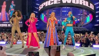 SPICEWORLD 2019 TOUR! Spice Girls - INTRO - Spice Up Your Life @ Manchester 31/05/19