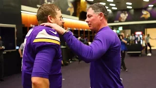 Keenum Greets Teammates, Coaches In Locker Room