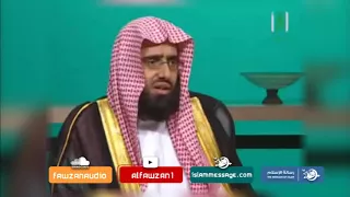 حكم بيع المحرمات لغير المسلمين