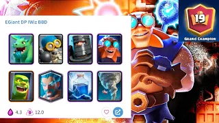 TOP LADDER WITH NEW META ELECTRO GIANT DECK | CLASH ROYALE