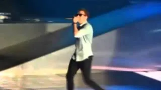 McFly - Pass out (Tinie Tempah cover) @ Wembley 01.04.'11