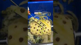 How to peel pineapple quickly