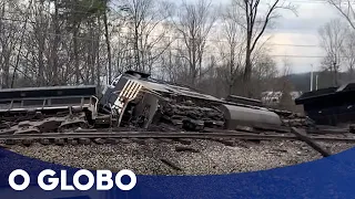 Trem descarrilha após atingir caminhão que atravessava trilhos