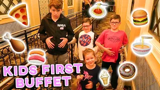 KIDS FIRST TIME EVER EATING AT A LAS VEGAS BUFFET | WILL THEY EVER WANT TO GO BACK OR NEVER LEAVE??