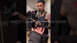 Andy Biersack cute reaction