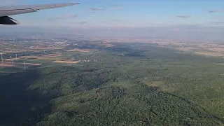 Schwechat Airport landing (OS52 Narita to Vienna)