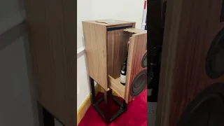 Speaker? Or wait A bar? The perfect cabinet for the man who wants to hide the alcohol from the wife