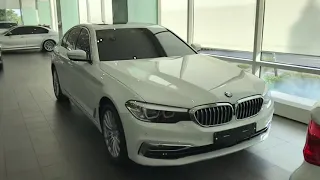 2020 BMW 520i 럭셔리 Luxury 알파인 화이트 & 블랙 시트