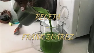 Probando jugo verde de Frank Suárez