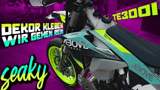 How to: DEKOR aufkleben an der Supermoto