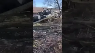 Украинские военные разбили 3 танка, ЗРК "ТОР", 2 бронетранспортера, а также захватили 7 танков Т-72.