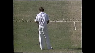 Martin Crowe Bowling Spin to Shoaib Mohammad and Wasim Akram