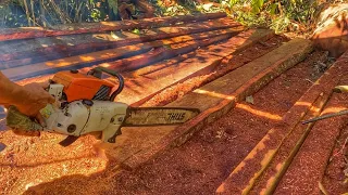 SAYA MEMBUAT BALOK DARI KAYU MERBAU UNTUK RANGKA RUMAH || MESIN GERGAJI STIHL 070 KUAT