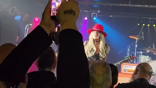 Orianthi First Time Blues @thetokenlounge8891 2/9/23 @OfficialOrianthi Live At The Token Lounge