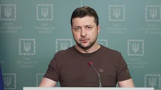 Відповідатимете так само, як всі, хто скидає бомби, – Зеленський російським пропагандистам