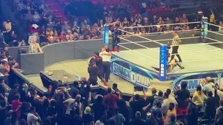 WWE SMACKDOWN 📍Miami FL🌴 FTX Arena-  Paul Heyman gets extreme with a fan‼️ 😂😂
