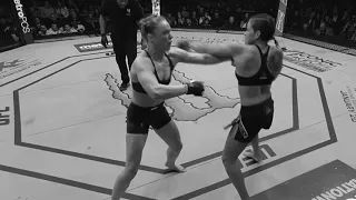 Amanda Nunes vs Ronda Rousey