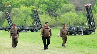 Kim supervisiona exercícios militares | AFP