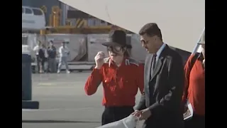 Michael Jackson arrives in Santiago, Chile 1993 / Llegada a Santiago de Chile 1993 - HQ