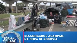 Famílias desabrigadas vivem à margem de rodovia no Rio Grande do Sul | Jornal da Band