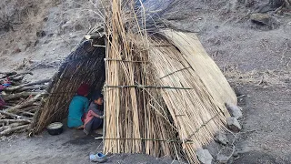 This is Himalayan Life । Nepal । Shepherd Life in Winter Season । Surviving Life ।Ep-75।VillageLife